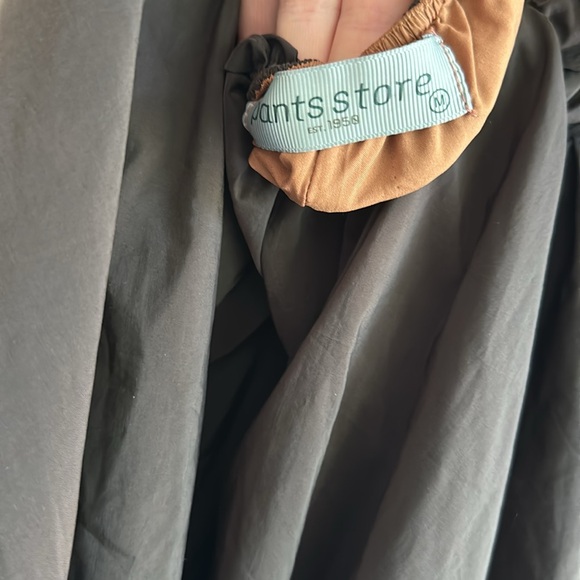 Pants Store Dress - Picture 5 of 5